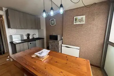 Image de Appartement 2 pièces cabine avec parking et garage au centre