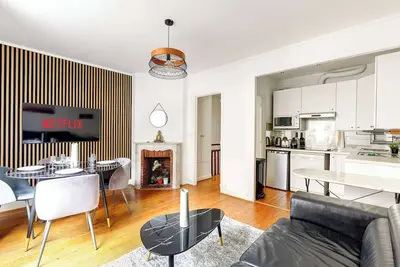 Image de Duplex cozy a Proximite de la Tour Eiffel with Ac