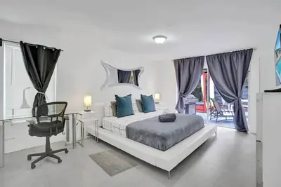 Image de Miami Central Stunning Villa with Heated Pool  Bbq