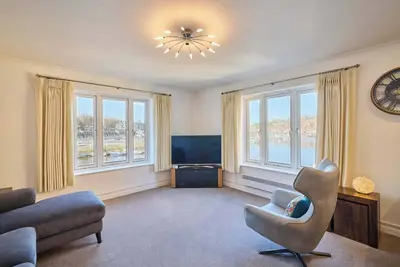 Image de Host & Stay | Hunton Court