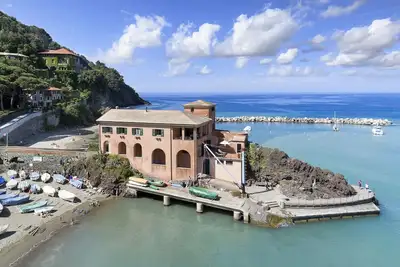 Image de Villa exclusive et exceptionnelle située en bord de plage! - Villa Preia