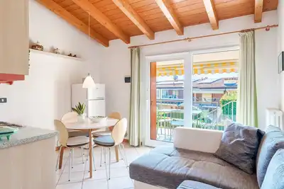 Image de Regarda - Apple Flat with pool and covered parking