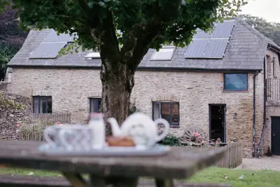 Image de Moderne-Résidence-Salle de bain privée-Vue sur Jardin