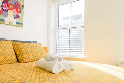 Image de Old Silk - 2-bed Apartment by CovStays