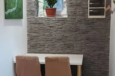 Image de Gościnne Gniazdo - parter małego domku do dyspozycji gości.