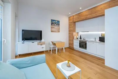 Image de Cozy McDonalds ap by Polo Apartments