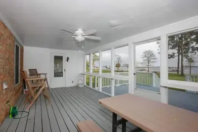 Image de Bring Boat! Water-front-Private Beach-Pet Friendly Pet friendly, Sleeps 8