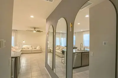 Image de 4-bedroom house with Casita!