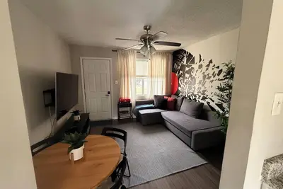 Image de Nice 2-bedroom apartment in lovely Memphis with WiFi, Ac