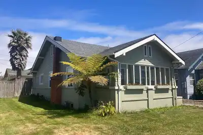 Image de Henderson Hideout-Hot Tub and Pet Friendly!