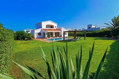 Image de Villa Arenal - Trois Chambres Villa, Couchages 6