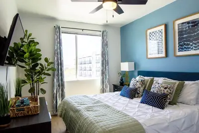 Image de Heated Pool | Rooftop Sunsets | King Bed | Near Golf