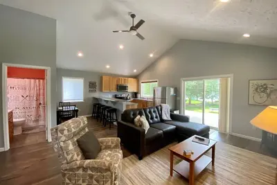 Image de Nuske's Lakeside - 2 bedroom cottage on Lake Ann