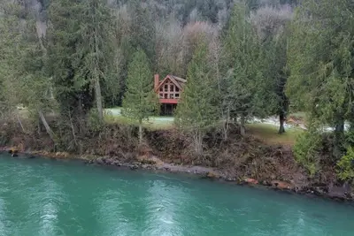 Image de Casa del Rio-private home on Skagit river-North Cascade NationalPark-Diablo lake