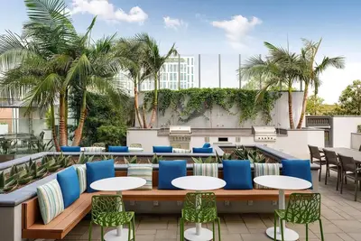 Image de Walk to Disney - Stylish Suites with Pool, Free Wi-Fi and Breakfast