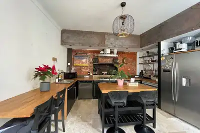 Image de Ancienne boulangerie du village, rénové, vieille bâtisse de plus de 400 ans