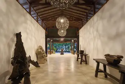 Image de Casa Dewa, unique luxury beachfront 4-bedroom villa in Northern Santa Teresa
