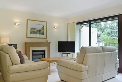 Image de A first floor apartment within the exclusive Storrs Park, situated by Lake Windermere.