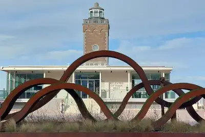 Image de Trendy apartment in golden shopping triangle near the beach