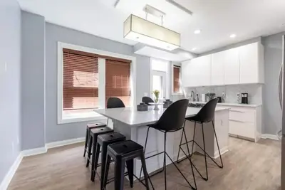 Image de Luxury Chefs Kitchen - Osu/Short North - Sleeps 10