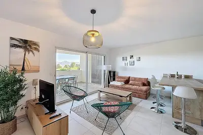 Image de Charmant T3 dans une résidence avec piscine