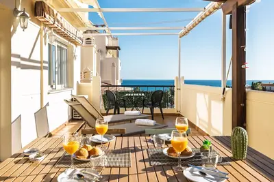 Image de Timon Stunning Sea Views by Alfresco Stays