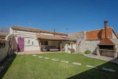 Image de Maison de campagne \"Hoyal\" avec jardin privé et Wi-Fi