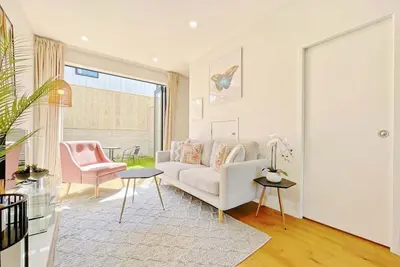 Image de City Gem Greenery Backyard 2br vs Free Parking Ac