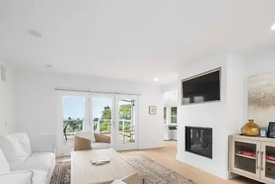 Image de 3 bedroom Aptos Home With Ocean View!