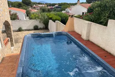Image de Belle Maison avec piscine privée/Jacuzzi, wifi et barbecue