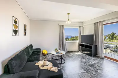 Image de Seaside Secret Sea View Two Bedroom Apartment by BluPine