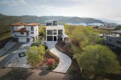 Image de Casa Buena Vista with Incredible Ocean Views