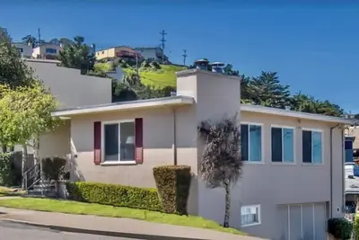 Image de Charming Mid-Century Home 3bd 1 ba, Easy Parking in San Francisco Relaxing Area