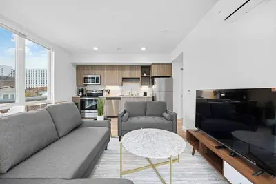 Image de Charming 2BD_2BA Apt Near Dt-PetFriendly+WiFi