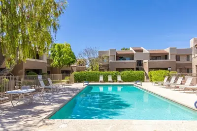 Image de Stylish 2br Condo w/ Gym, Pool & Hot Tub Access