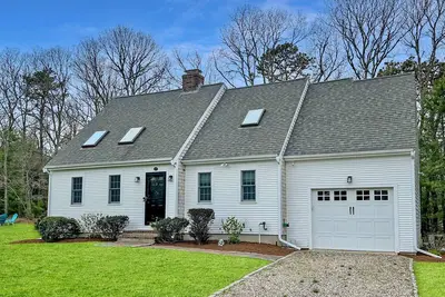 Image de Osterville, Private Yard, Close to Osterville Village, Sleeps 8