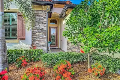 Sarasota National - 3 bed 3 bath w/den