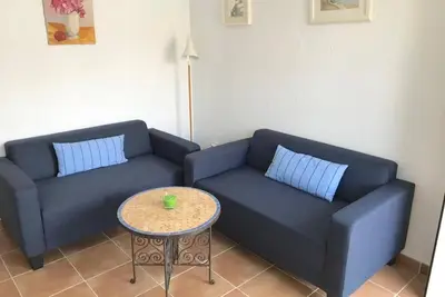 Image de Blue House. Sea house in Bolonia. 2 minutes from the beach!