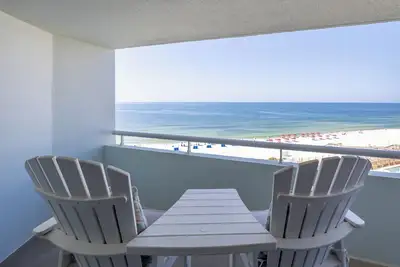 Image de New Listing At Popular Perdido Sun! Idyllic Gulf-Front Getaway Sleeps 4!