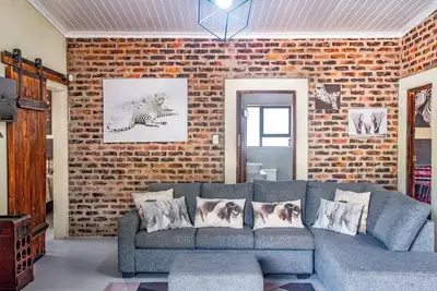 Image de 3-bedroom house in enchanting Marloth Park with WiFi, Ac and private pool