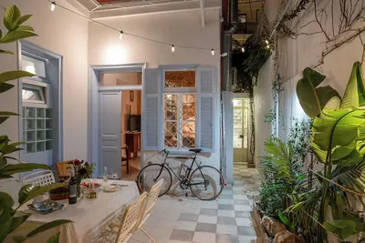 Image de Athenian Cypress House