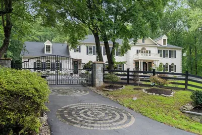 Image de Elegant Georgian Mansion in Potomac Maryland, family house