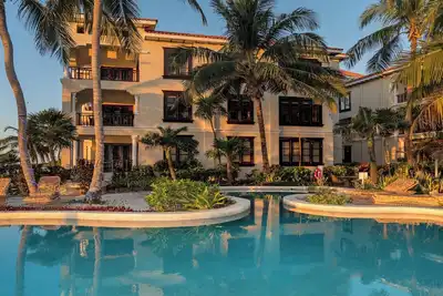 Image de Oceanfront Luxury Secluded Retreat w/ Pool at La Beliza