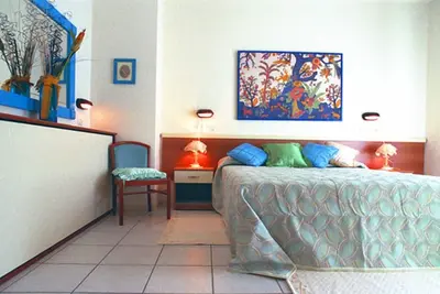 Image de Brand new apartment with balconies overlooking the sea a few meters from the beaches
