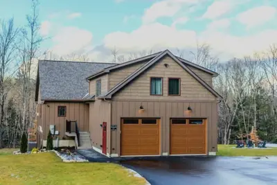 Image de Hot Tub, Game Room, Fire Pit, Hiking and Cozy home in wonderful Bartlett