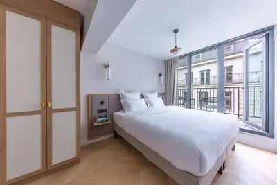 Image de Opera - Une Chambre avec Balcon