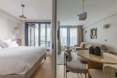 Image de Opera - Une Chambre avec Balcon