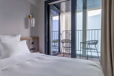 Image de Opera - Une Chambre avec Balcon