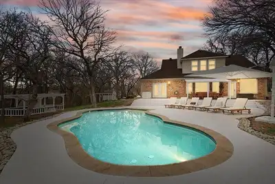 Image de ★Host Events! Heated PrivatePool/Outdoor Dining/GameRoom/Playground★