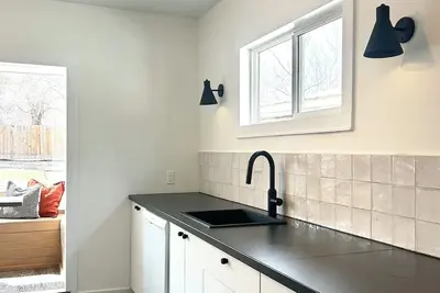 Image de The Kode | 2 Bedroom Renovated Home